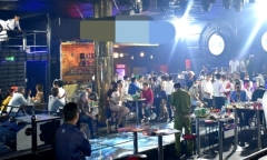 Long An: Phát hiện 32 người dương tính ma túy trong nhà hàng
