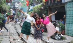 Tin thời sự mới nóng nhất 1/10: Hàng trăm y, bác sĩ hiến máu cứu người sau bão Noru