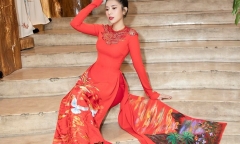 Dương Yến Nhung cùng dàn người đẹp đi thử áo dài cho show Đinh Văn Thơ