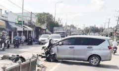 Tin tức tai nạn giao thông mới ngày 26/5: Tài xế lái ô tô chở thuốc lá lậu gây tai nạn rồi bỏ trốn