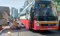 Tin tức tai nạn giao thông mới ngày 21/12: Bị cuốn vào gầm xe khách, nam thanh niên tử vong