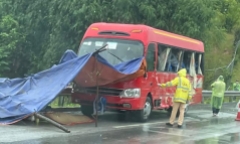 Tin tức tai nạn giao thông mới ngày 7/6:  Hai xe khách va chạm trên cao tốc, 7 người thương vong