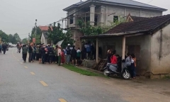 Bắt đối tượng xông vào nhà hàng xóm chém tử vong cháu bé 3 tuổi