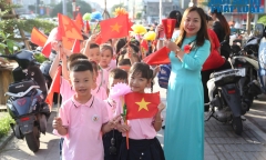 Hà Nội rực rỡ cờ hoa cho ngày khai giảng đặc biệt