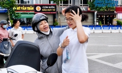Ngày thi đầu tiên vào lớp 10 ở Hà Nội: Thí sinh đặt mục tiêu 8+, tự tin vào phòng thi với tâm thế 