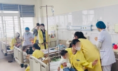 Cúm A diễn biến phức tạp, nhiều trẻ nhỏ nhập viện, bác sĩ cảnh báo nguy cơ biến chứng nặng