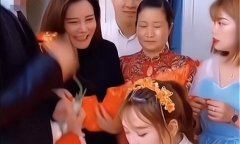 Cô dâu tát em chồng đau điếng trước mặt khách, phản ứng của mẹ chồng gây tranh cãi