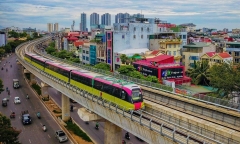 Mở rộng hàng rào trên đường Quốc Tử Giám để thi công ga ngầm