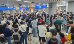 Khi nào người dân có thể sử dụng thẻ ngân hàng để thanh toán vé metro?