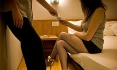 Bắt quả tang đôi nam nữ 