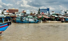 Tin thời sự hôm nay (23/10): Tìm thấy thi thể người dân mất tích dưới sông Cà Ty