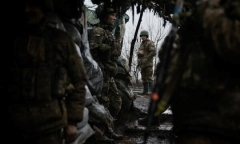 Đánh cược lớn vào Kursk, Ukraine bắt đầu trả giá đắt ở Donetsk