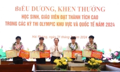 Nam sinh được thưởng nửa tỷ đồng do giành HCV kỳ thi Olympic Sinh học Quốc tế là ai?