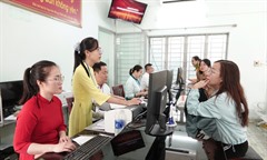 Trưởng phòng cấp xã xếp ngạch chuyên viên chính có cần 9 năm giữ ngạch chuyên viên?