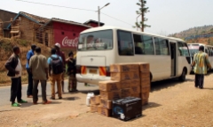 Xả súng nhằm vào xe buýt ở Rwanda, 2 người thiệt mạng