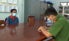 Bắt giam gã cha dượng đồi bại nhiều lần hiếp dâm 