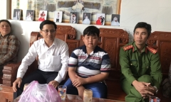 Quảng Ngãi: Nam sinh lớp 6 cứu sống 2 người bị đuối nước