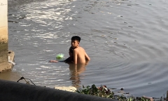 Đi làm thêm dịp hè, 3 nam sinh lớp 10 cứu sống cụ bà 70 tuổi bị đuối nước