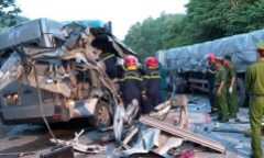 Tổng kiểm tra xe kinh doanh vận tải khách hợp đồng trên cả nước