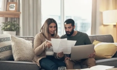 Cô gái lo lắng khi người yêu kiếm 14 tỷ/ 1 năm