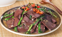 Những bộ phận “bẩn” nhất của lợn nên tránh ăn kẻo “rước độc vào người”
