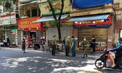 Hà Nội: Quận Tây Hồ yêu cầu tạm đóng cửa một số tiệm bánh Trung thu
