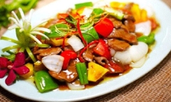 Cách làm thịt bò xào cay đậm vị, đảo bảo nồi cơm nhà bạn hết bay chỉ trong tích tắc