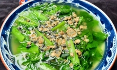 Hướng dẫn cách nấu canh hến rau cải mát ngọt hấp dẫn