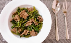 Thịt bò xào cùng