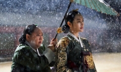 Kim Hye Soo tái xuất với phim cổ trang sau hai thập kỷ 