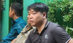 Không khí tang thương bao trùm căn hẻm nhỏ sau vụ hỏa hoạn khiến bé gái 8 tuổi tử vong