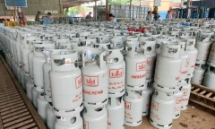 Giá xăng đồng loạt giảm từ 15h chiều nay (24/7)