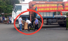 Va chạm với xe tải, nam sinh lớp 12 tử vong thương tâm trên đường đi học