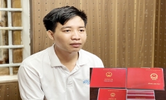 Thủ đoạn tinh vi của đối tượng làm giả hàng loạt chứng chỉ ngoại ngữ, tin học