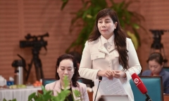 Xác minh vụ phó chủ tịch quận Hà Đông có quyết định nghỉ nhưng vẫn ký văn bản