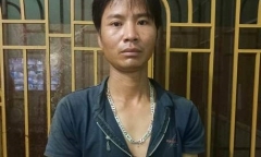 Bắt gã đàn ông 35 tuổi 