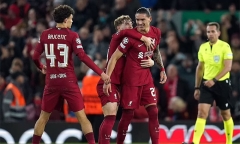 Cắt mạch bất bại của Napoli, Liverpool vẫn không soán được ngôi đầu bảng