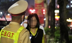 Tại sao thừa nhận đã uống rượu, nữ tài xế ô tô vẫn có nồng độ cồn bằng 0?