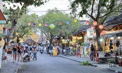 Hội An chưa thực hiện phân luồng du khách vào phố cổ
