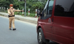 Hà Nội: Xử phạt hơn 9.500 trường hợp xe vận tải hành khách vi phạm trong 6 tháng