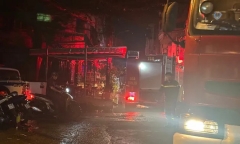 Bộ trưởng GD&ĐT gửi thư chia buồn gia đình học sinh tử nạn trong vụ cháy cư xá ở TP.HCM