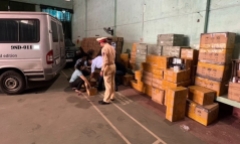 Phát hiện gần 6.000 sản phẩm nước hoa, kem chống nắng không giấy tờ tại Bắc Giang
