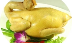 Bí quyết luộc gà ngon hết ý đón Tết Ất Mùi 2015