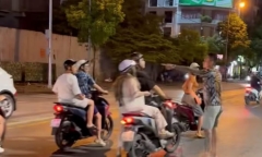 Danh tính người đàn ông xăm trổ hành hung lái xe máy ở Hà Nội
