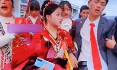 Chú rể suy sụp, “nước mắt như mưa” trong ngày trọng đại, nguyên nhân gây tranh cãi