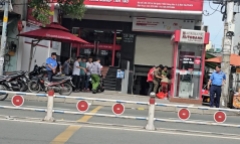 Nam thanh niên dùng xà beng đập trụ ATM ở TP.HCM khai gì?