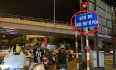 Trường hợp nào được rẽ phải khi đèn đỏ mà không bị phạt?
