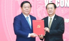 Bộ trưởng Huỳnh Thành Đạt làm Phó Trưởng Ban Tuyên giáo và Dân vận Trung ương