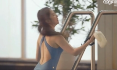 Clip “Lưu Diệc Phi mặc đồ bơi” lên hot search