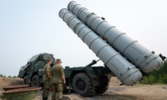 Nga có thể đã tích lũy 10.000 tên lửa S-300 để tấn công Ukraine